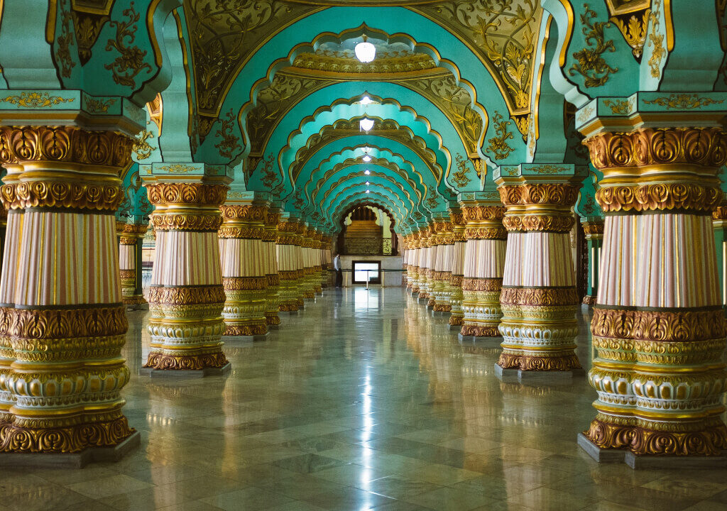 Visit sagittis malesuada vestibulum author book store blog img 01